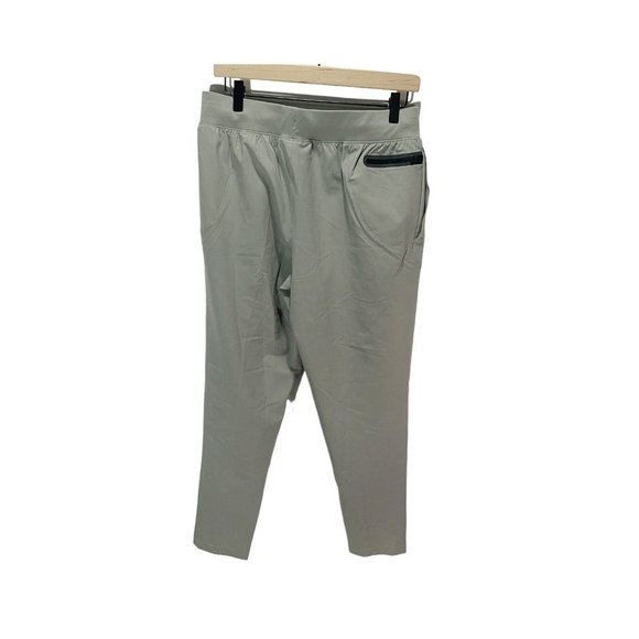 Under Armour Men's Gray Athletic Pants - Picture 4 of 8